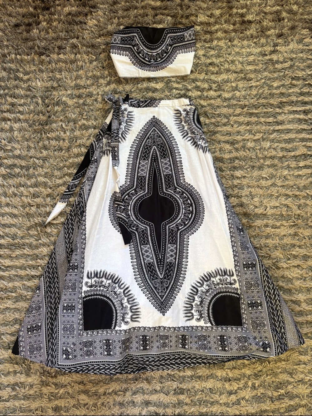 Women's Black & White Wraparound Maxi Skirt with Matching Bandeau OS